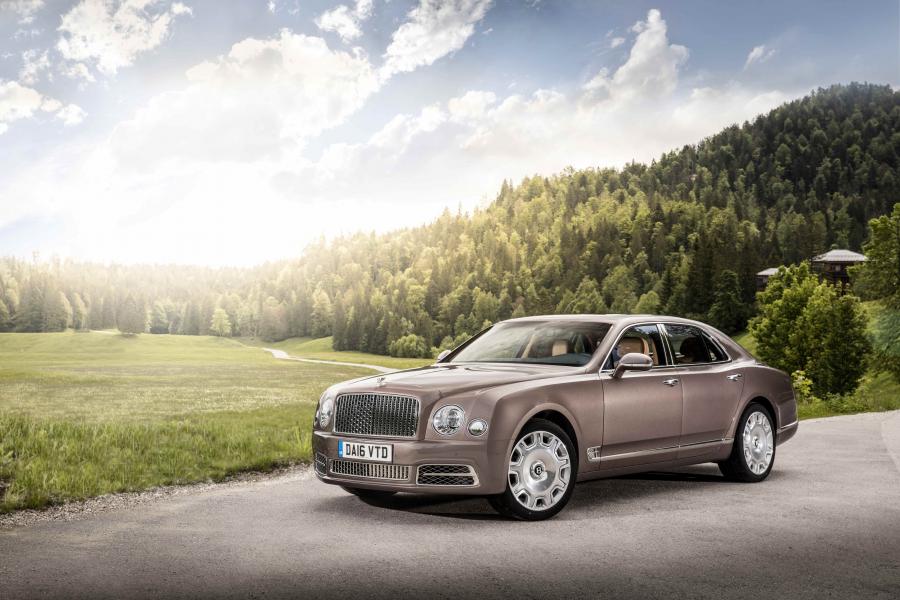  Bentley Mulsanne 2016 года  (фото 4 из 33)